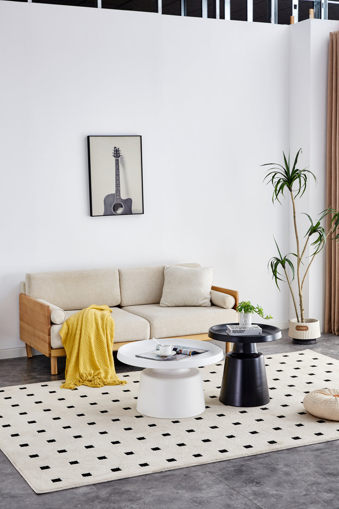 Set Of 2 Round Metal Side Coffee Table Black And White 70Cm And Balck 50 Cm Beige Black Primary Living Space Art Deco,Casual Coffee & End Tables Round Metal