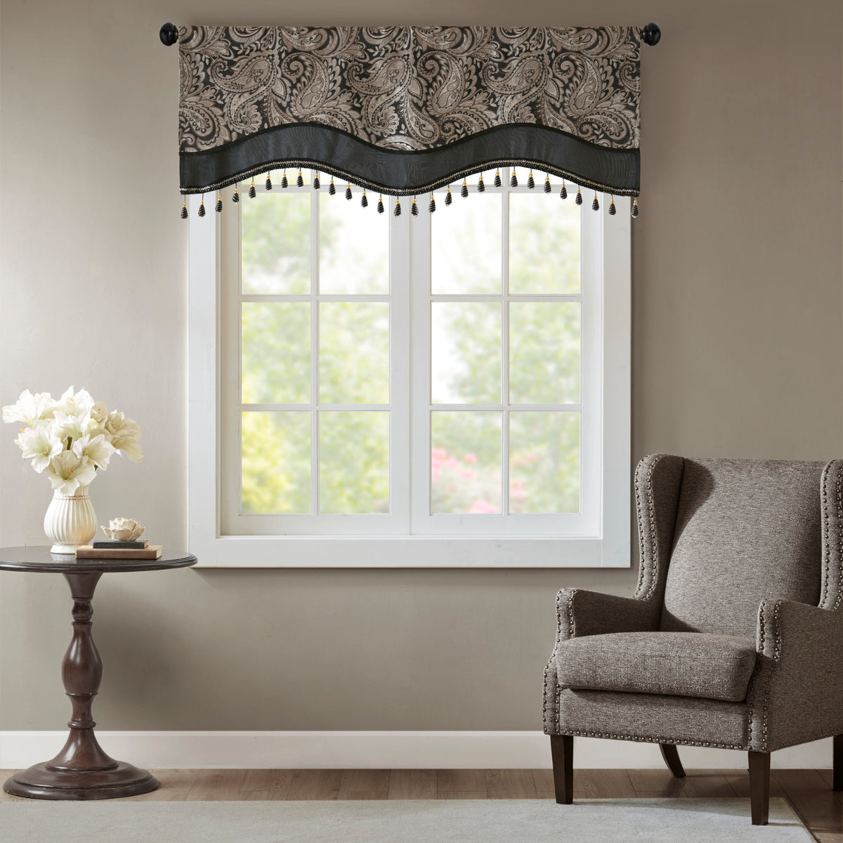 Jacquard Window Rod Pocket Valance With Beads Black 50X18" Black Polyester