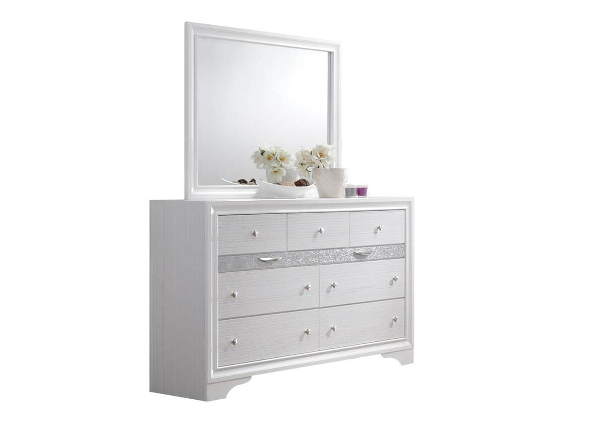 Matrix Traditional Style King 5Pc Storage Bedroom Set Made With Wood In White Box Spring Not Required King White Wood 5 Piece Set Bedroom Bed Included,Chest Included,Dresser Included,Mirror Included,Nightstand Included Traditional Solid Wood Mdf Tufted