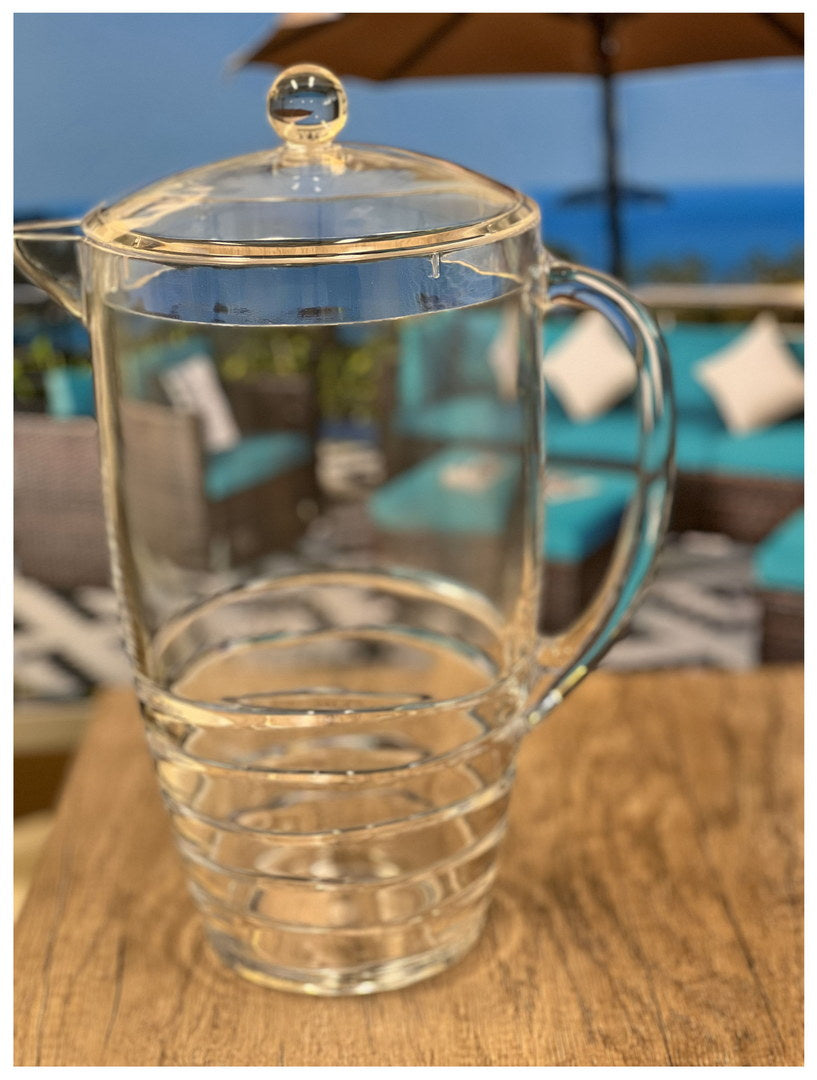 2.5 Quarts Water Pitcher With Lid, Swirl Unbreakable Plastic Pitcher, Drink Pitcher, Juice Pitcher With Spout Bpa Free Clear Acrylic