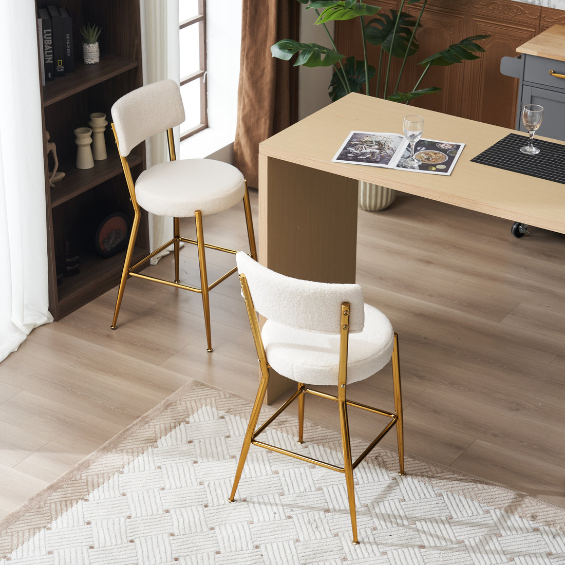 Set Of 4 Modern Teddy Fabric Upholstered Bar Stools Metal Base High Stool Suitable For Kitchen, Dining And Living Room Beige Stylish And Comfortable Island Seating Beige Metal