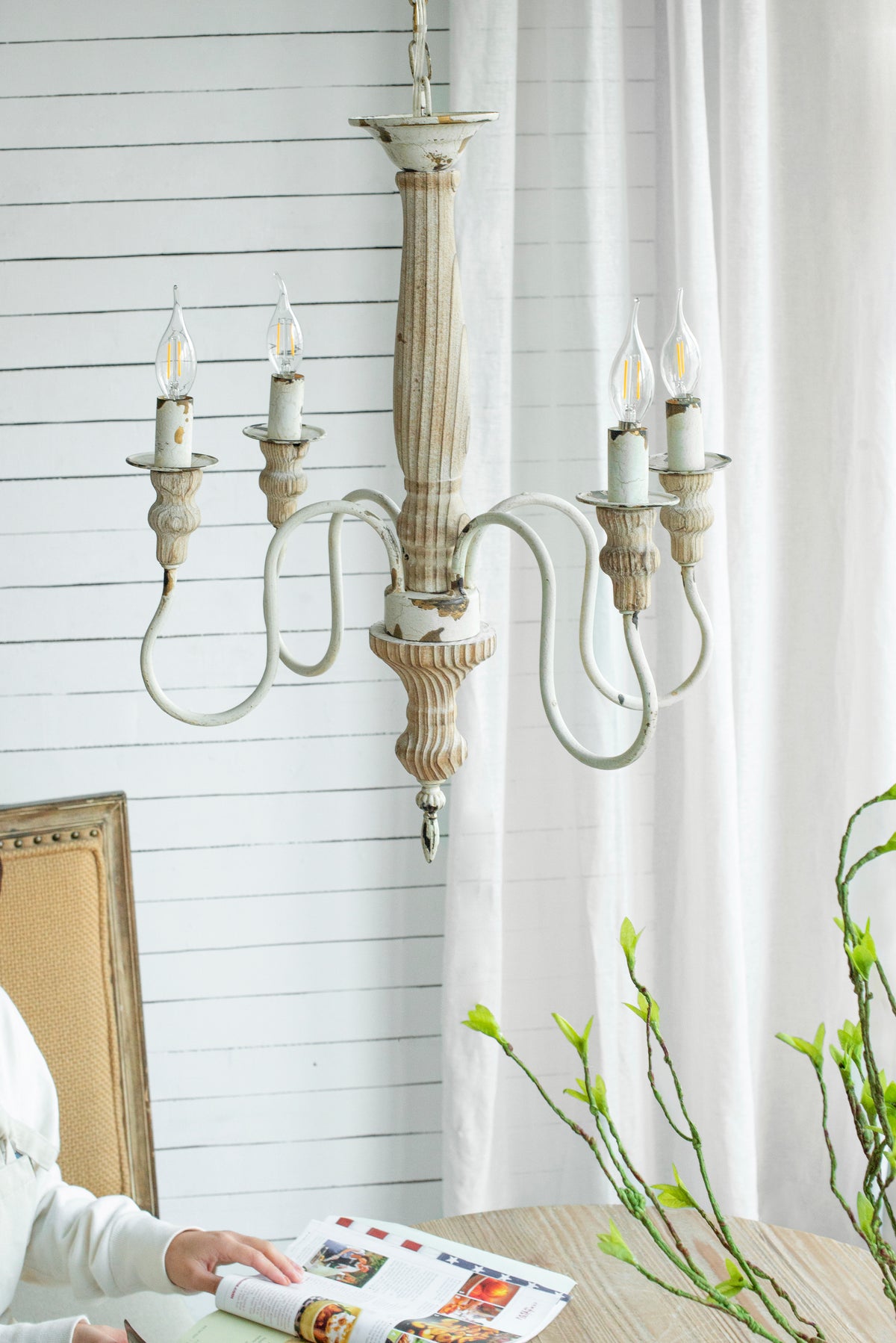4 Light Wood Chandelier, Hanging Light Fixture With Adjustable Chain For Kitchen Dining Room Foyer Entryway, Bulb Not Included Cream White Wood