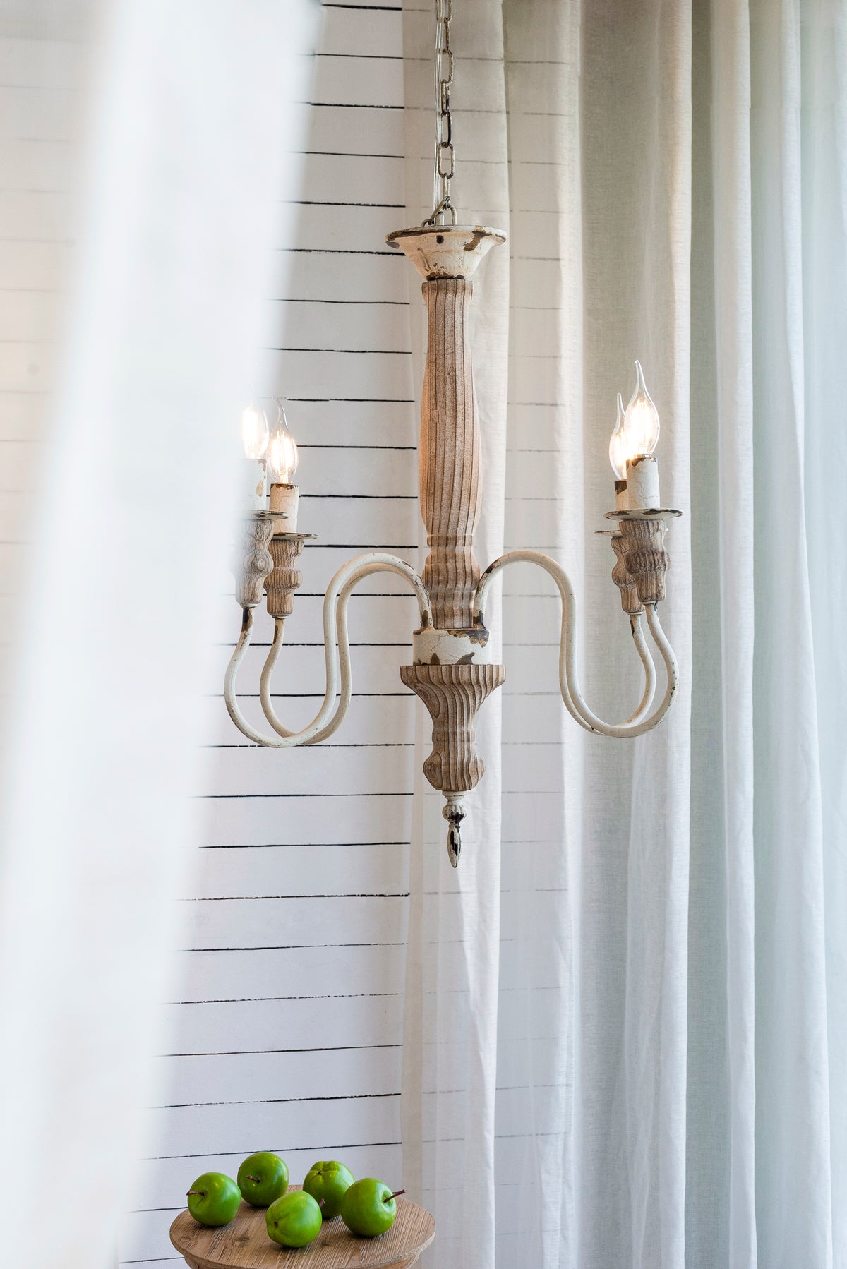 4 Light Wood Chandelier, Hanging Light Fixture With Adjustable Chain For Kitchen Dining Room Foyer Entryway, Bulb Not Included Cream White Wood