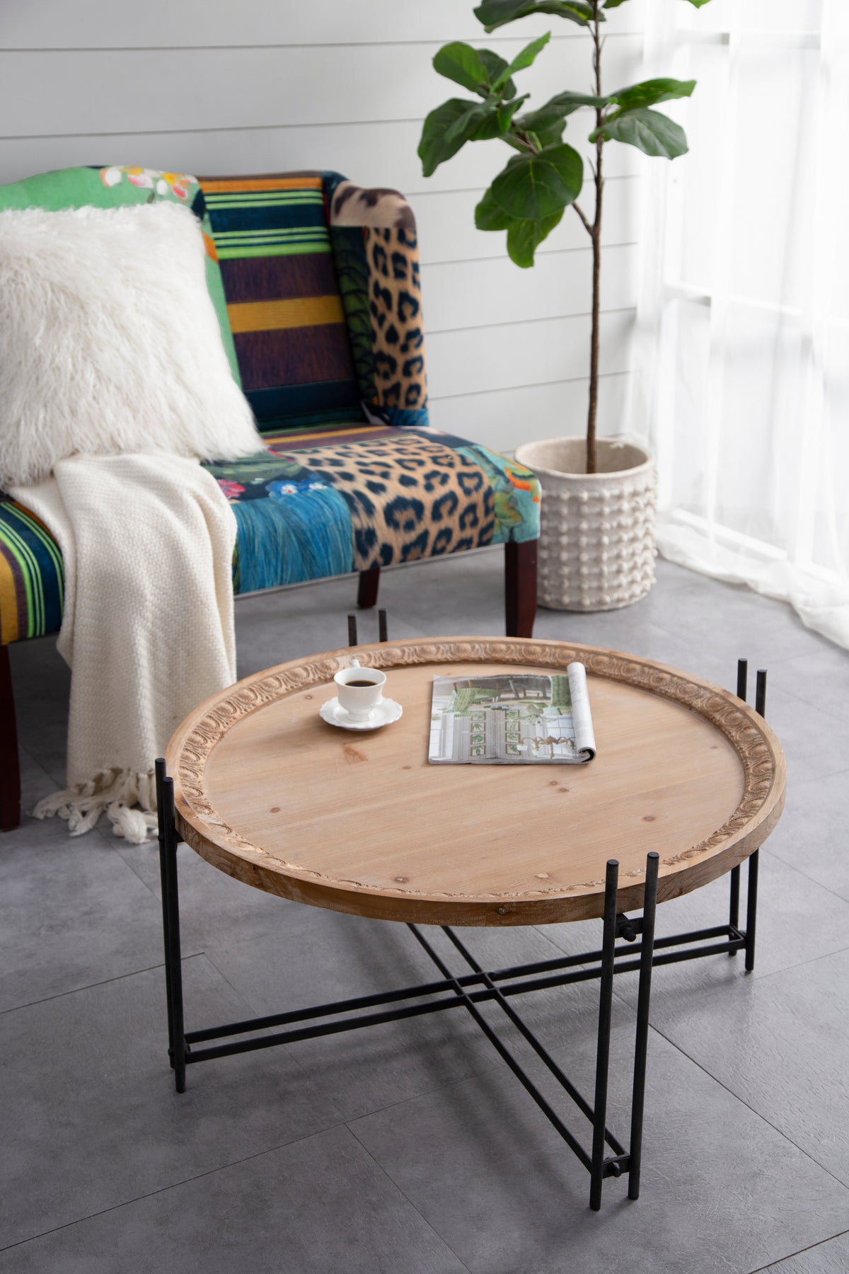 D32" X 18" Farmhouse Round Wooden Round Coffee Table With Metal Legs Black Brown Wood Metal