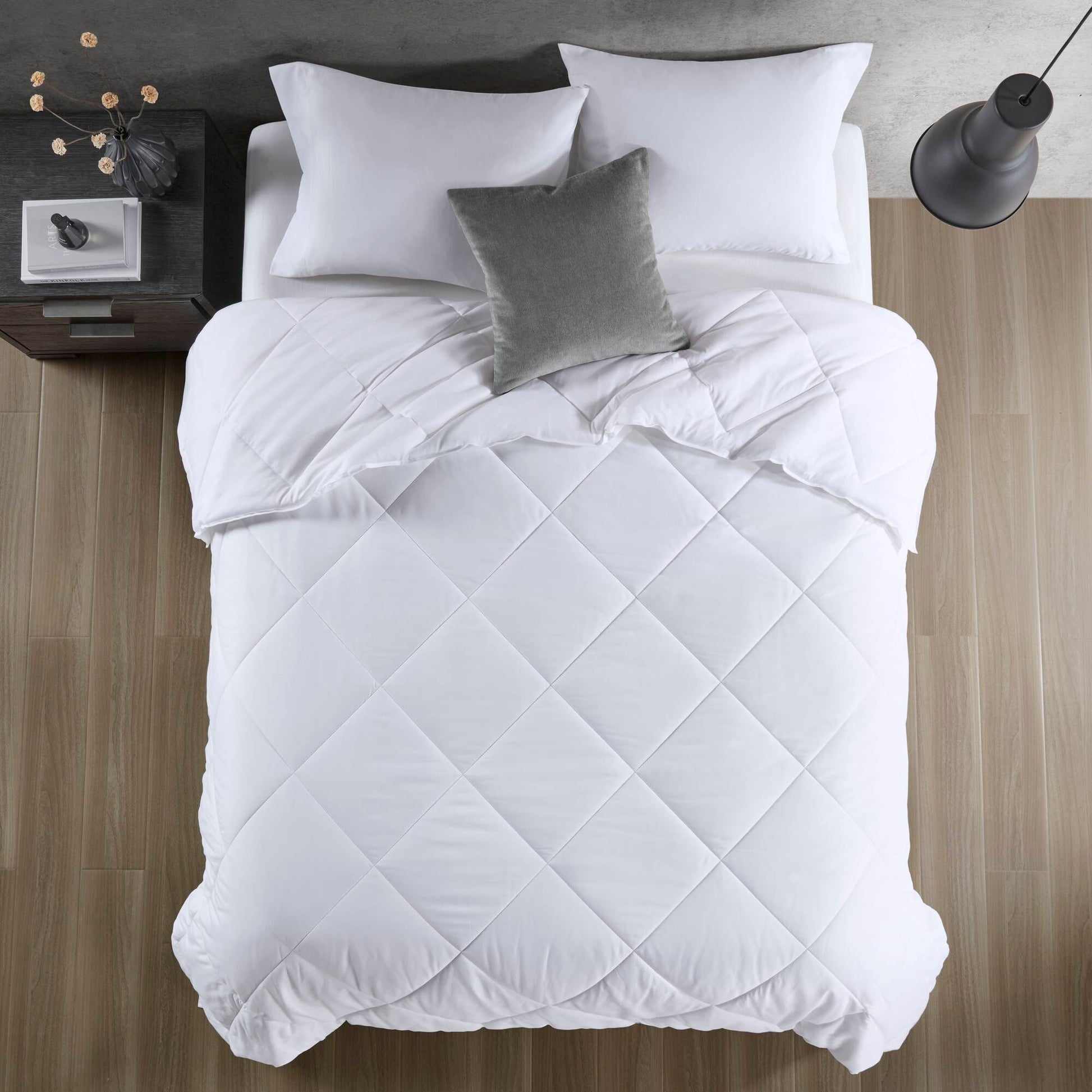 Oversized Down Alternative Comforter White King Cal King White Nylon