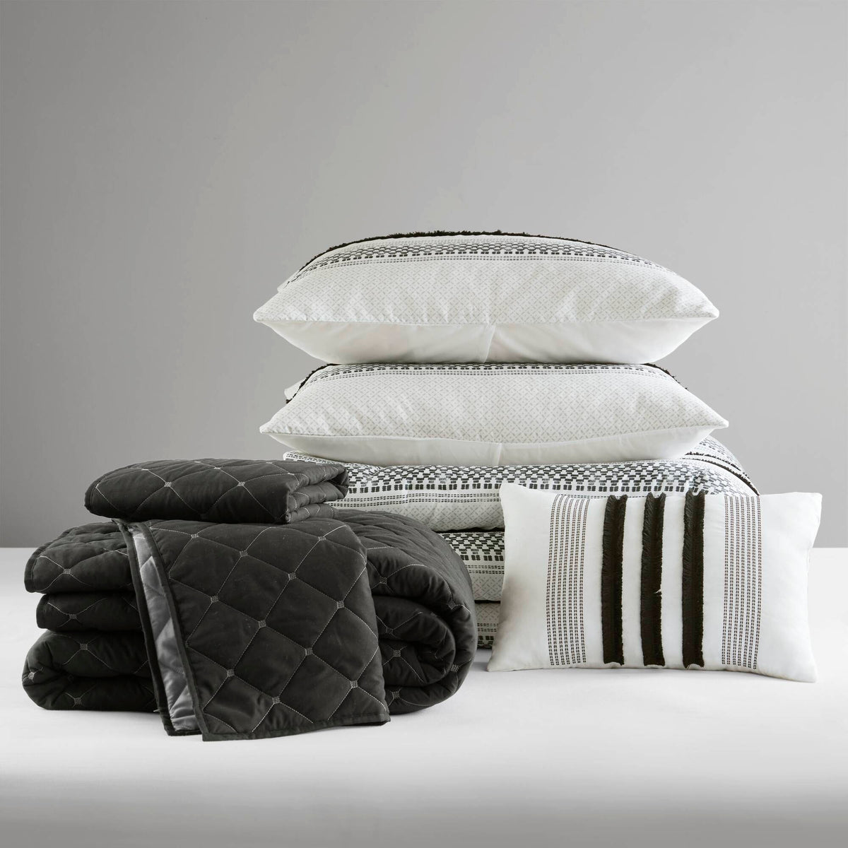 7 Piece Stripe Comforter And Quilt Set King Cal King Multicolor Polyester
