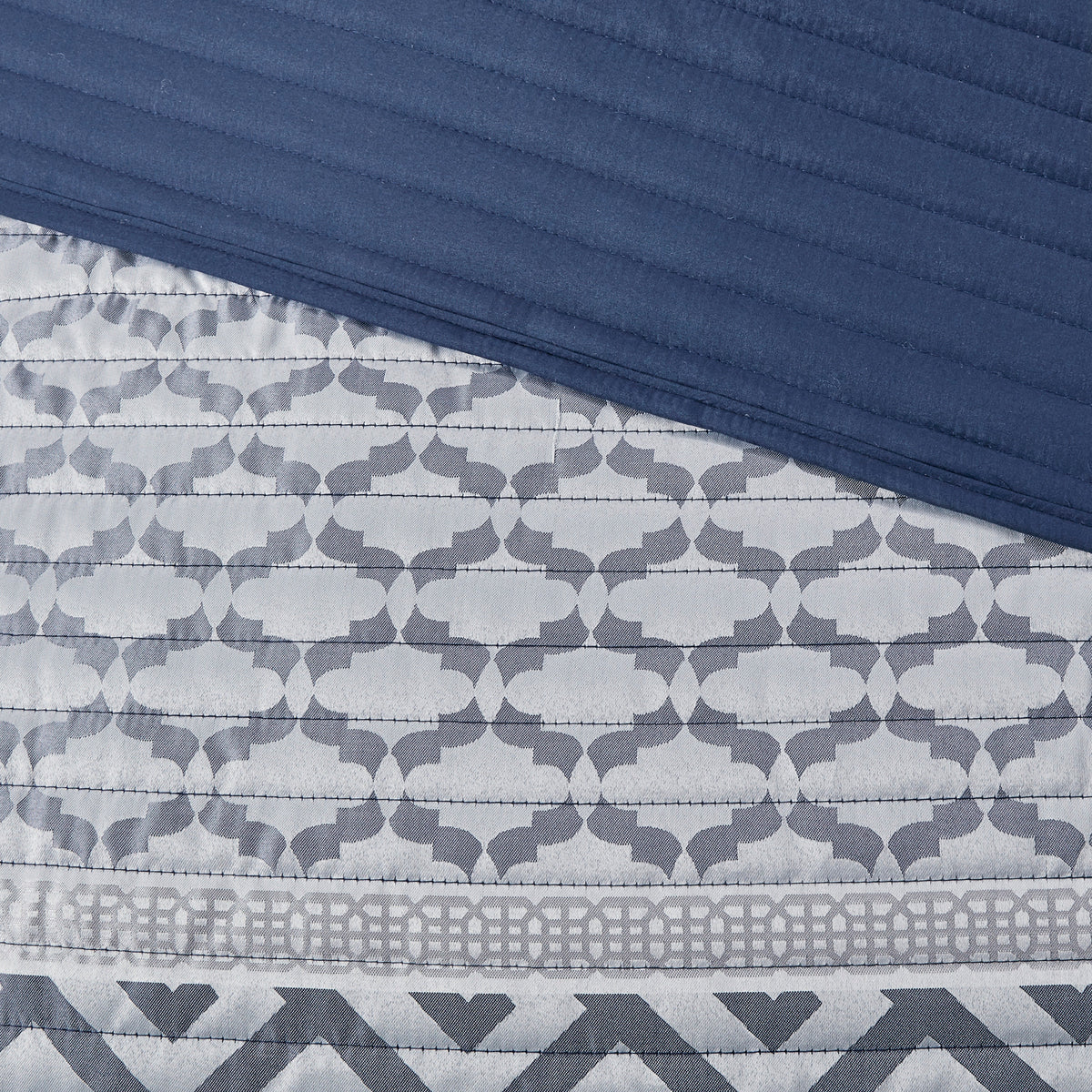 4 Piece Jacquard Quilt Set With Throw Pillow Navy King Cal King King Navy Polyester