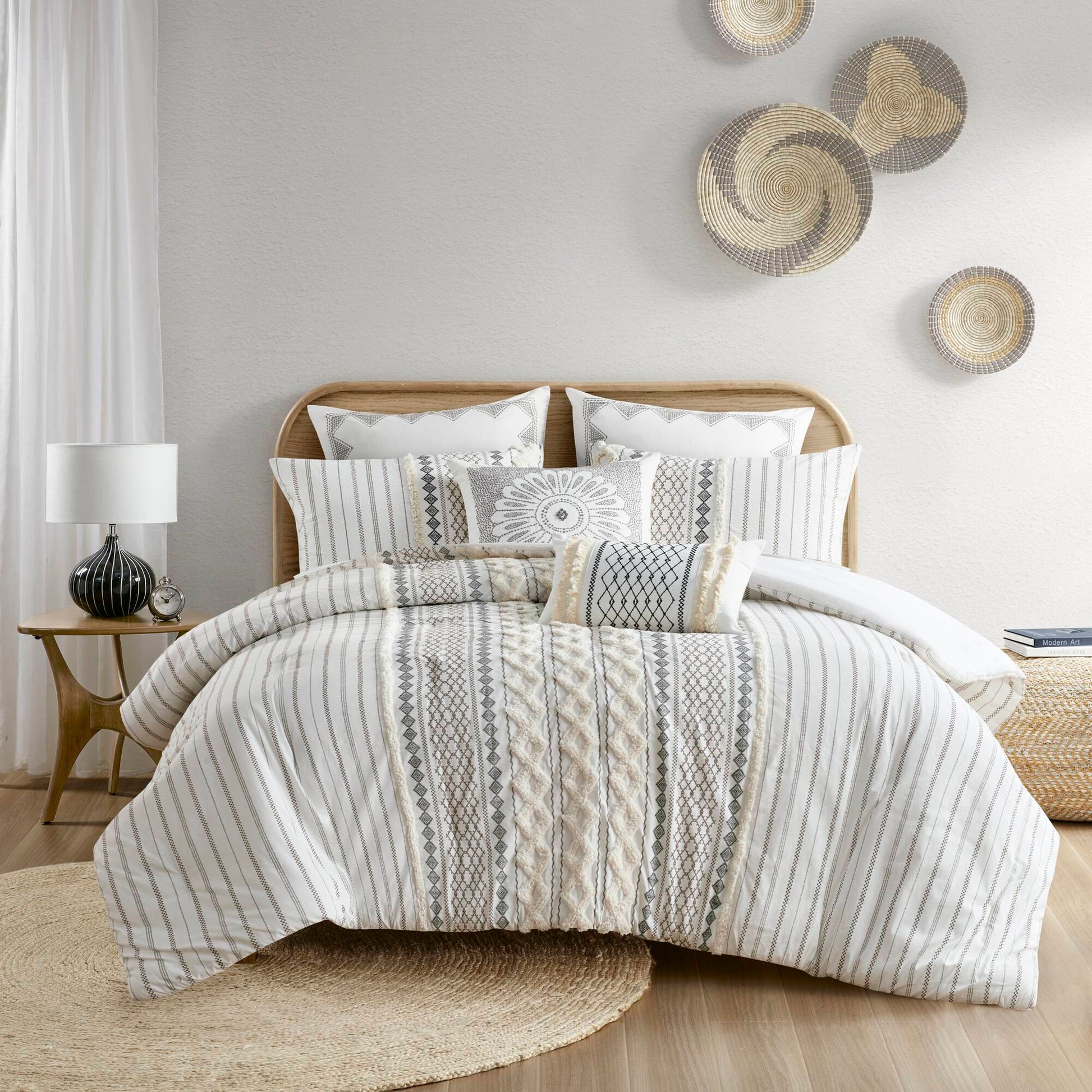 Cotton Printed Comforter Set With Chenille Ivory Full Queen Queen Ivory Cotton