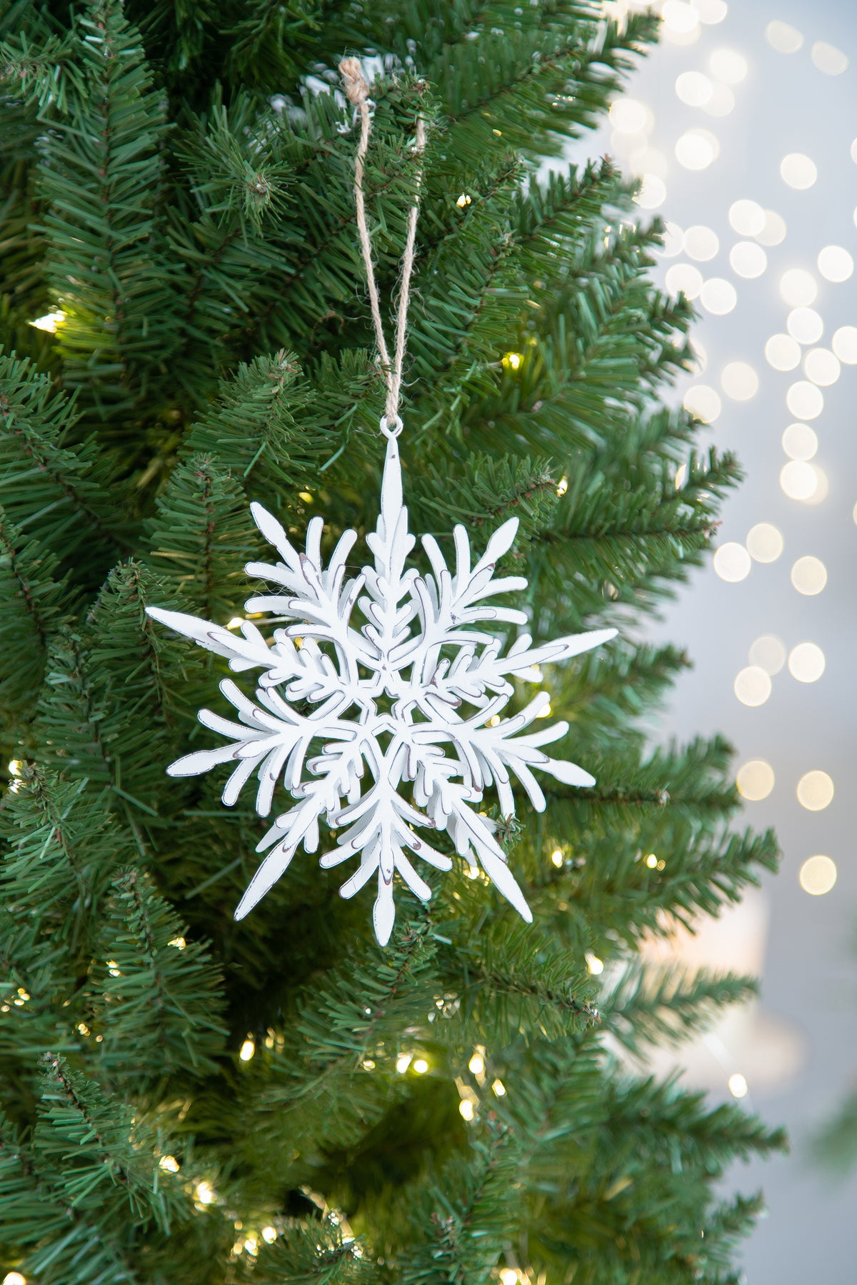 6.1X1.8X6.3" Iron Snowflake Hanger, Decorative Hanging Ball Christmas Tree Ornaments For Holiday Party Decorations, Set Of 6 White Iron