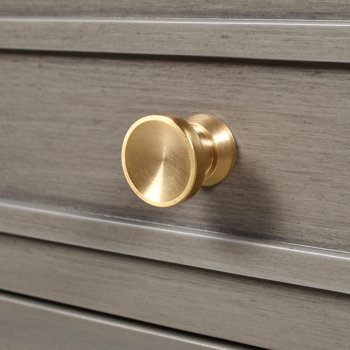 Dauphin Gold Accent 5 Drawer Wood Executive Desk, Grey Cashmere Wood Gray Solid Wood Mdf Wood