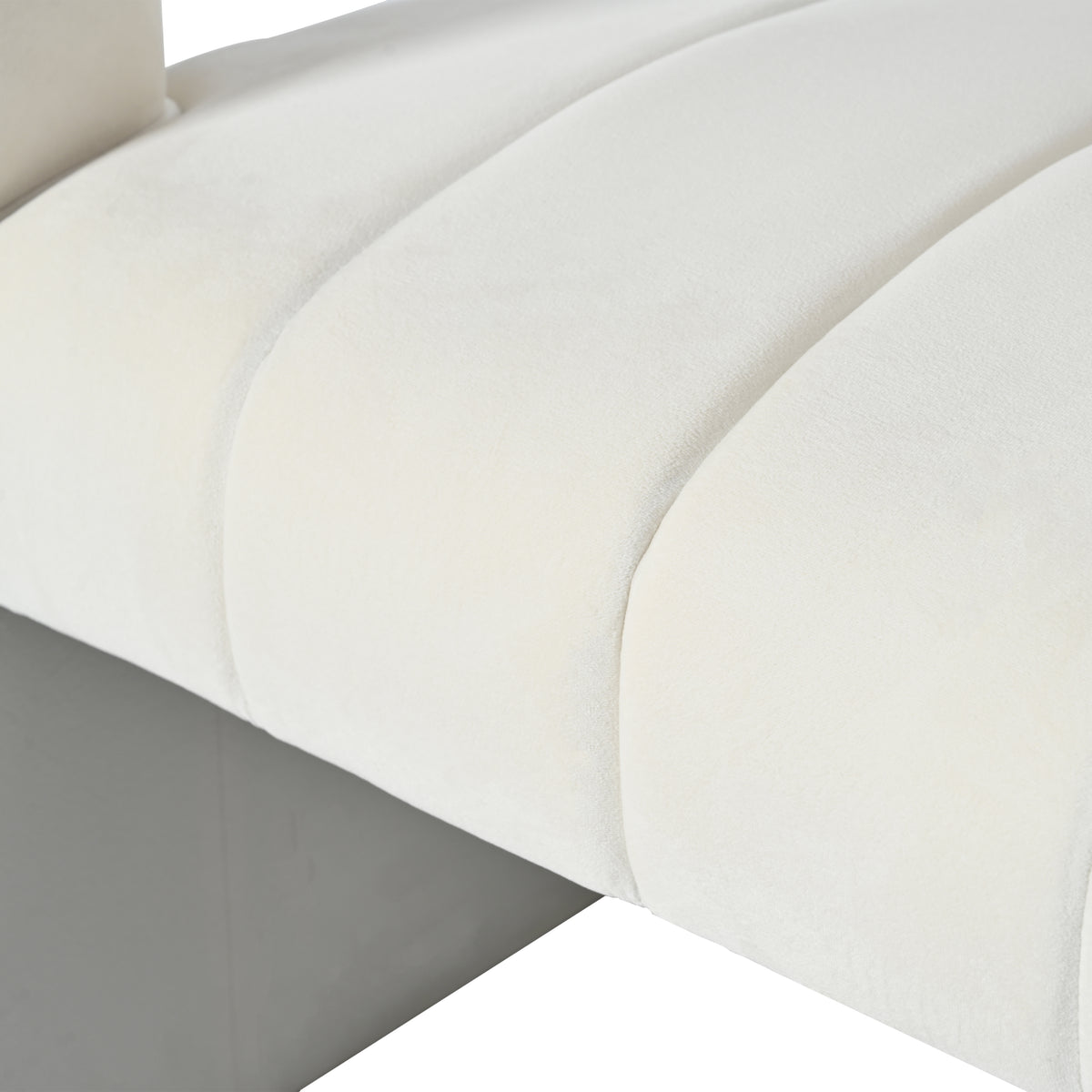 Modern Velvet Accent Chair With Ribbed Detail, Luxury Curved Fully Upholstered Accent Chair, Ivory White No Assembly Needed Ivory White Velvet