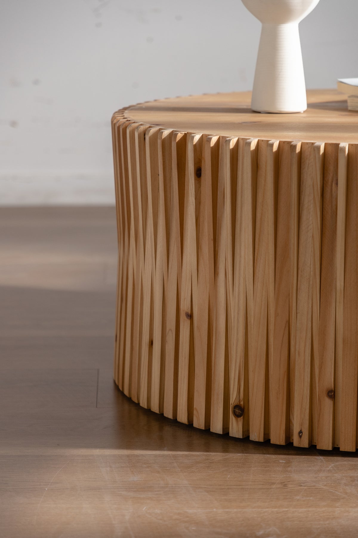 31.5" Retro Fashion Style Cylindrical Coffee Table With Vertical Texture Relief Design,Suitable For Living Room,Office,And Dining Room Natural Fir Wood