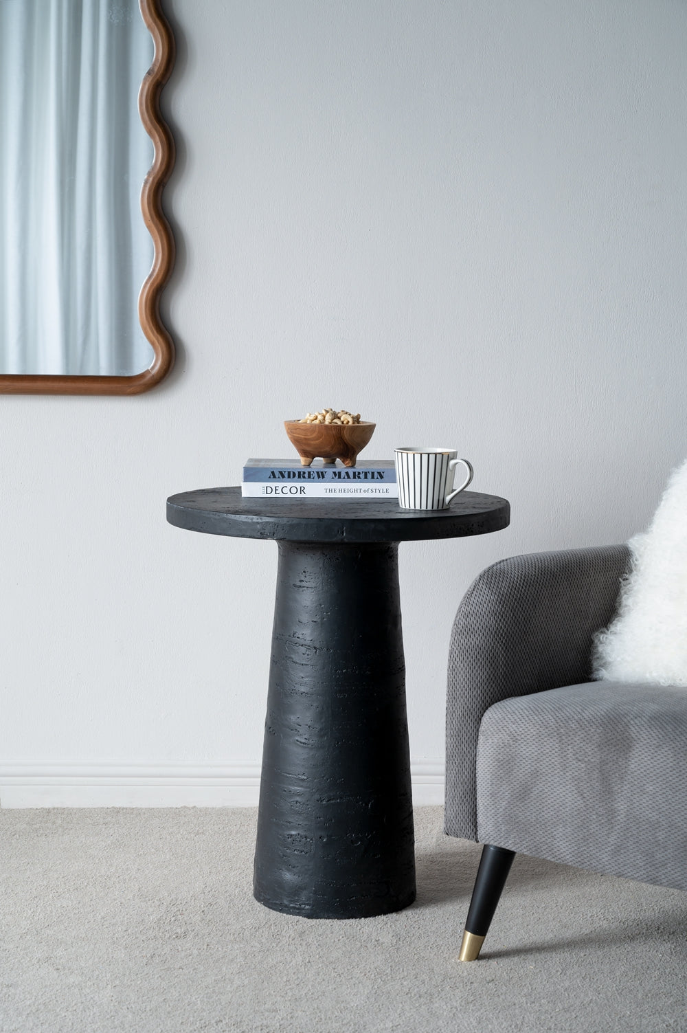 22X22X25.5" Black Round Side Table With Pedestal Base Black Magnesium Oxide