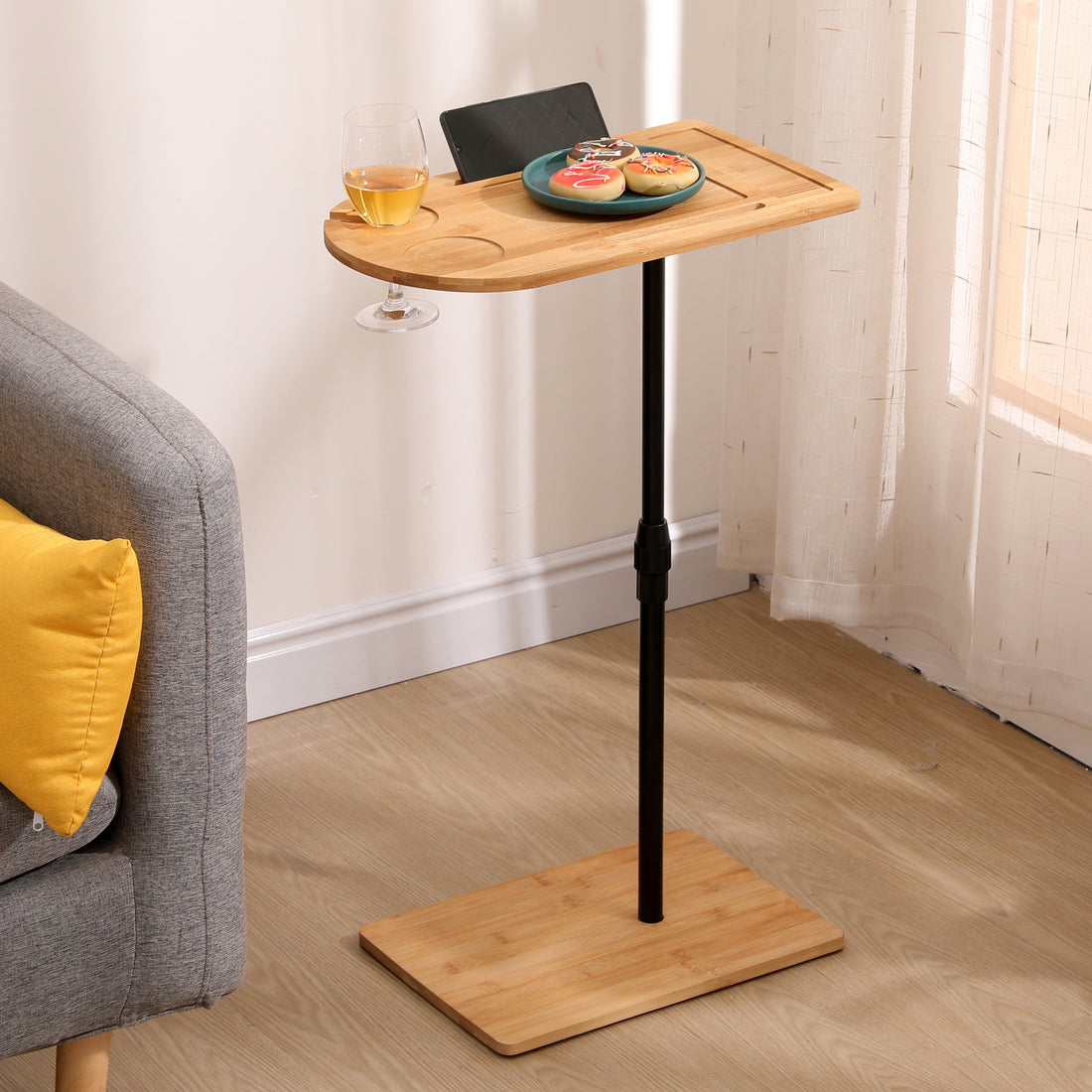 Couch Tray Table Bamboo Height Adjustable Side Table For Sofa C Shaped Oval End Tables With Slots For Bed & Chairs In Living Room & Bedroom Oval Rectangle Natural Height Adjustable & Standing Desks Primary Living Space Farmhouse Manual Freestanding Oval