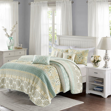 6 Piece Cotton Quilt Set With Throw Pillows Green King Cal King Green Polyester