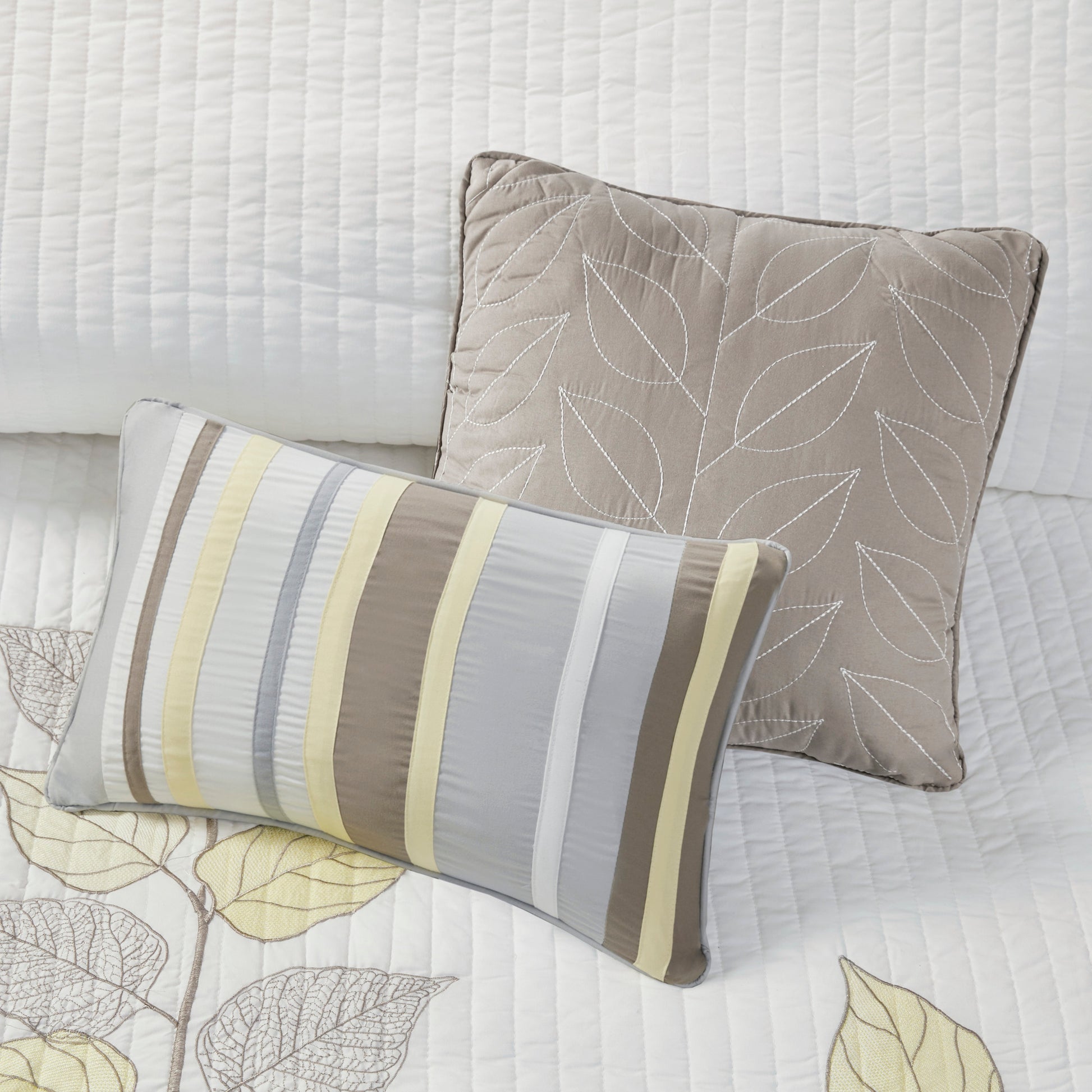 6 Piece Embroidered Quilt Set With Throw Pillows Yellow King Cal King King Yellow White Cotton