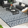 Outsunny Reversible Outdoor Rug, 9' X 18' Waterproof Plastic Straw Floor Mat, Portable Rv Camping Carpet With Carry Bag, Large Floor Mat For Backyard, Deck, Picnic, Beach, Black & White Chain Multicolor Polypropylene