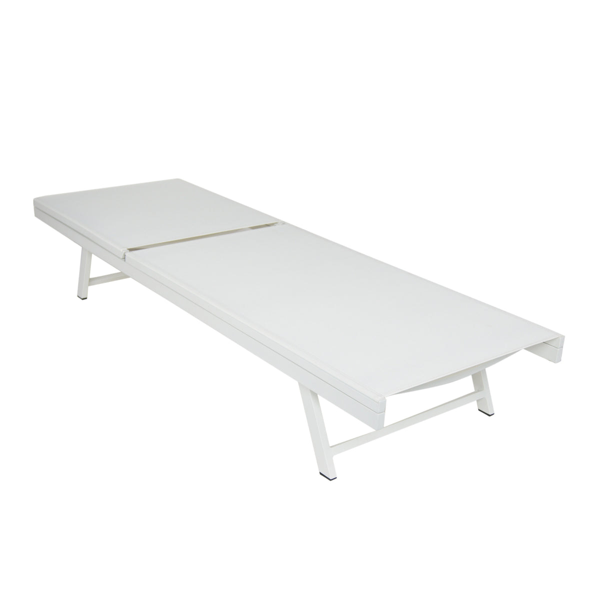 Salton Chaise Lounge White Metal Mesh